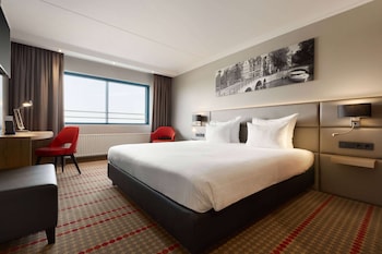 Superior Room, 1 King Bed, Non Smoking