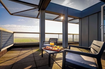 Superior Suite, 1 King Bed, Non Smoking