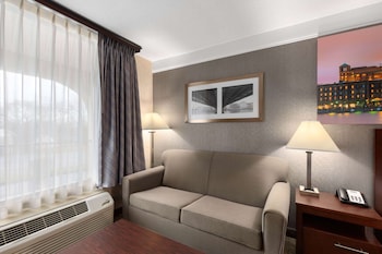 Deluxe Room, 1 King Bed, Non Smoking
