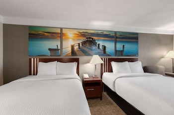 Room, 2 Queen Beds, Non Smoking