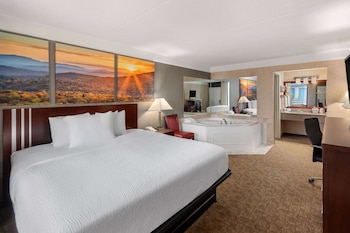 Premier Room, 1 King Bed, Non Smoking