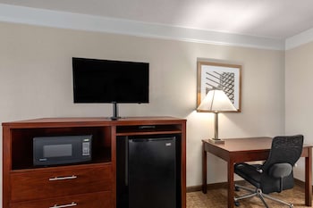 Room, 2 Queen Beds, Non Smoking