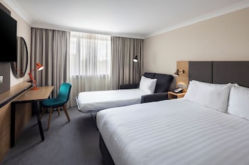 Standard Room, 1 Queen Bed with Sofa bed