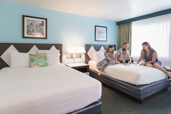 Standard Room, 2 Queen Beds