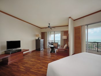 Junior Suite, 1 King Bed, Ocean View