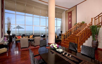 Presidential Suite, Club Lounge Access (Chakri)