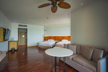 Junior Suite, 2 Double Beds, Club Lounge Access (Executive)
