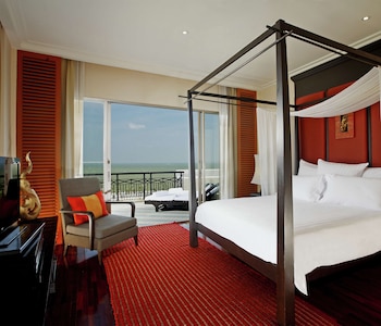 Presidential Suite, Club Lounge Access (Chakri)