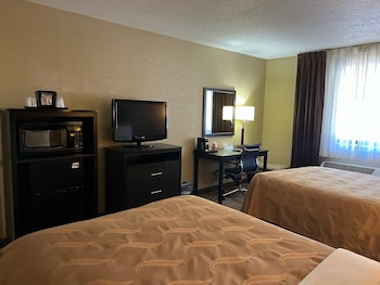 Standard Room, 2 Double Beds, Non Smoking