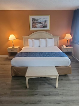 Superior Room, 1 King Bed
