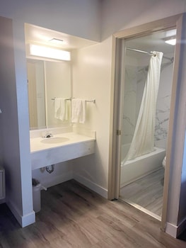 Superior Room, 1 King Bed
