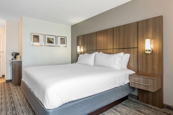 Standard Room, 1 King Bed