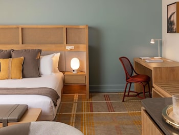 Deluxe Room, 1 King Bed (Nespresso)