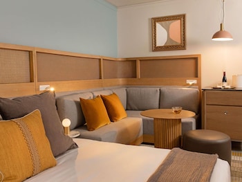 Deluxe Room, 1 King Bed (Nespresso)