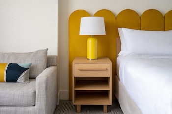 Room, 1 King Bed, Tower, Floor 10-17, City View