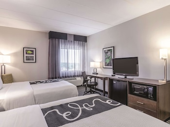 Room, 2 Queen Beds, Non Smoking