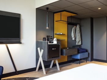 Quadruple Room, 1 Double Bed with Sofa bed (Privilege)