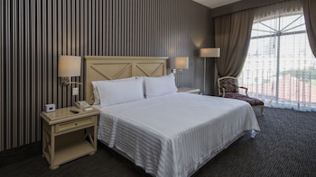 Premium Room, 1 King Bed