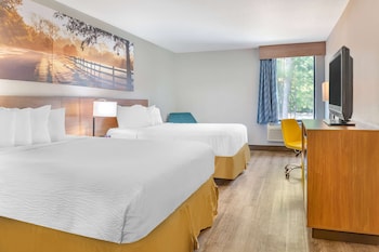 Room, 2 Queen Beds, Non Smoking