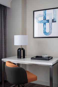 Room, 2 Queen Beds (Hearing Accessible)