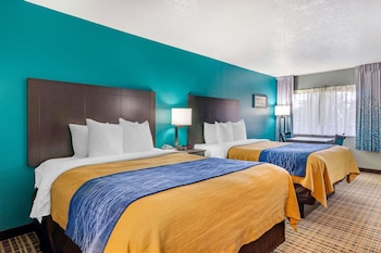 Room, 2 Queen Beds, Accessible, Non Smoking