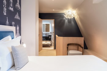 Duplex, 1 King Bed, Tower (Eiffel Tower View Room)
