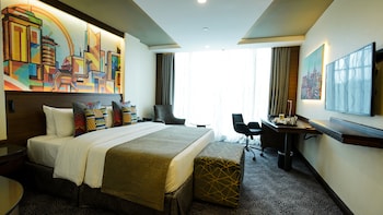 Executive Queen Room