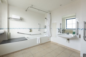 Room, 1 Queen Bed, Accessible