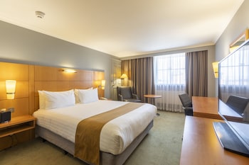 Premium Room, 1 Queen Bed (High Floor)