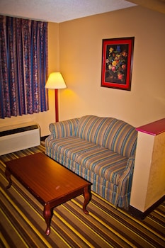 Suite, 1 King Bed, Accessible, Non Smoking
