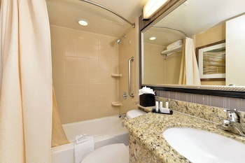 Room, 2 Queen Beds (Hearing Accessible)
