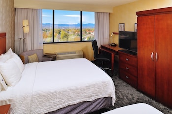 Room, 2 Queen Beds (Mountain View)