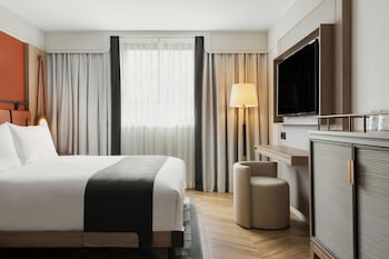 Superior Room, 1 King Bed