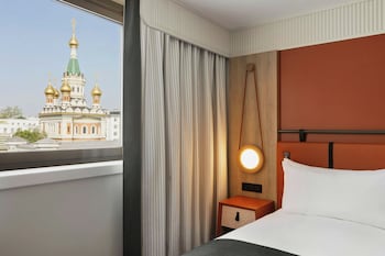 Superior Room, 1 King Bed (View)