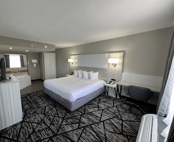 Studio Suite, 1 King Bed, Non Smoking