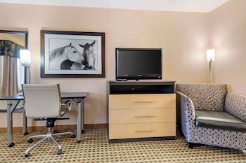 Standard Room, 2 Queen Beds, Non Smoking