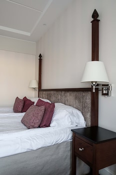Deluxe Double Room (View)