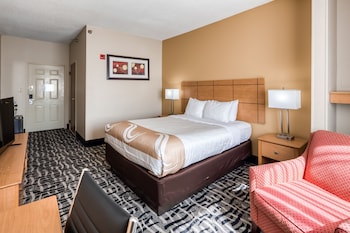Room, 1 Queen Bed, Accessible, Non Smoking (Roll-In Shower)