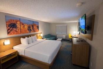 Studio Suite, 1 King Bed, Non Smoking
