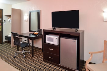 Room, 2 Queen Beds, Accessible, Non Smoking