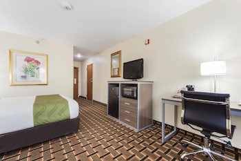 Standard Room, 2 Queen Beds, Non Smoking