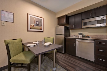 Suite, 1 King Bed with Sofa bed (Exterior Entry)