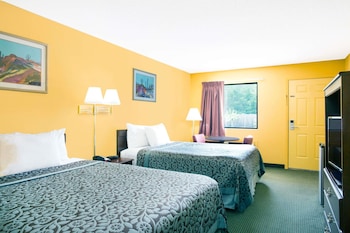 Standard Room, 2 Queen Beds, Smoking
