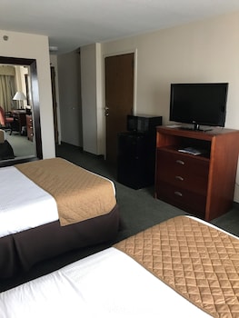 Suite, 2 Double Beds, Non Smoking (Mini)