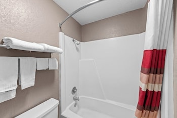 Suite, 1 King Bed, Smoking, Kitchenette