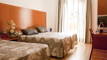 Double Room with 2 extra beds