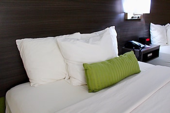 Room, 2 Double Beds, Non Smoking