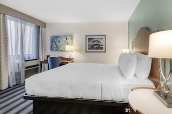 Standard Room, 1 King Bed, Non Smoking