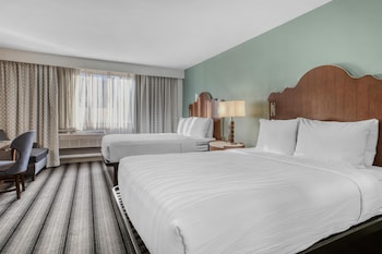 Standard Room, 2 Double Beds, Non Smoking