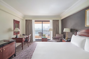 Classic Room, 1 King Bed, Balcony (Nile View)